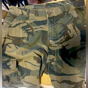Army cargo shorts